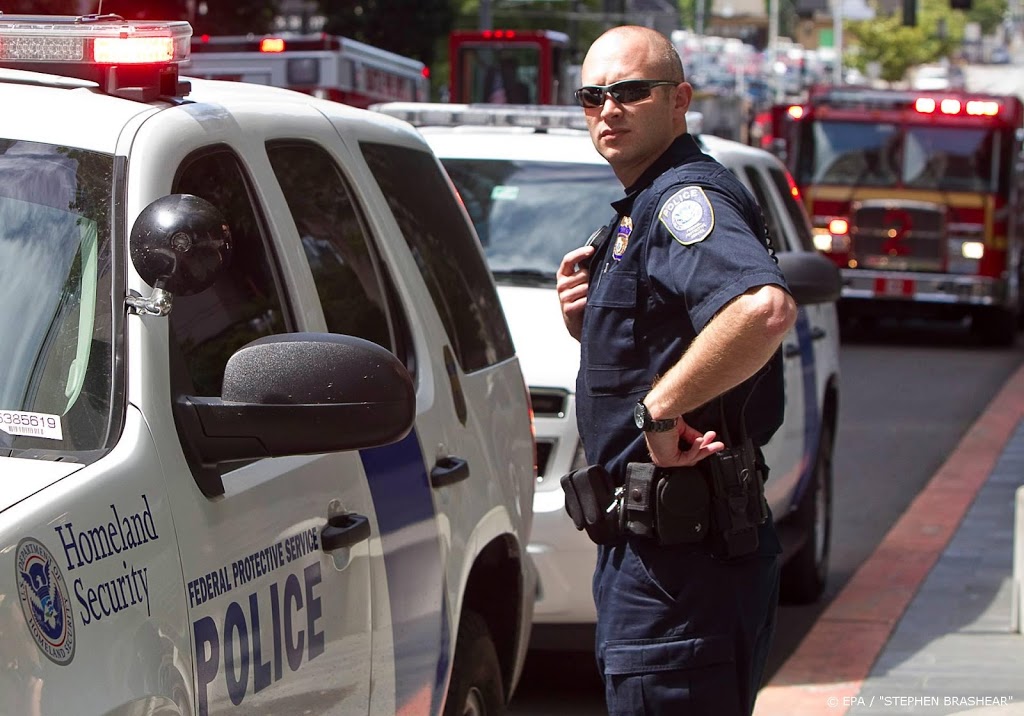 Man rijdt in op demonstranten in Seattle en schiet man neer