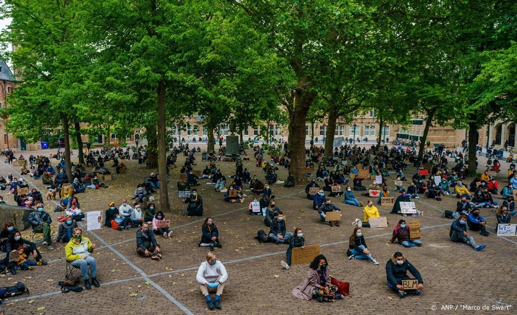 Sit-in tegen racisme in Middelburg 