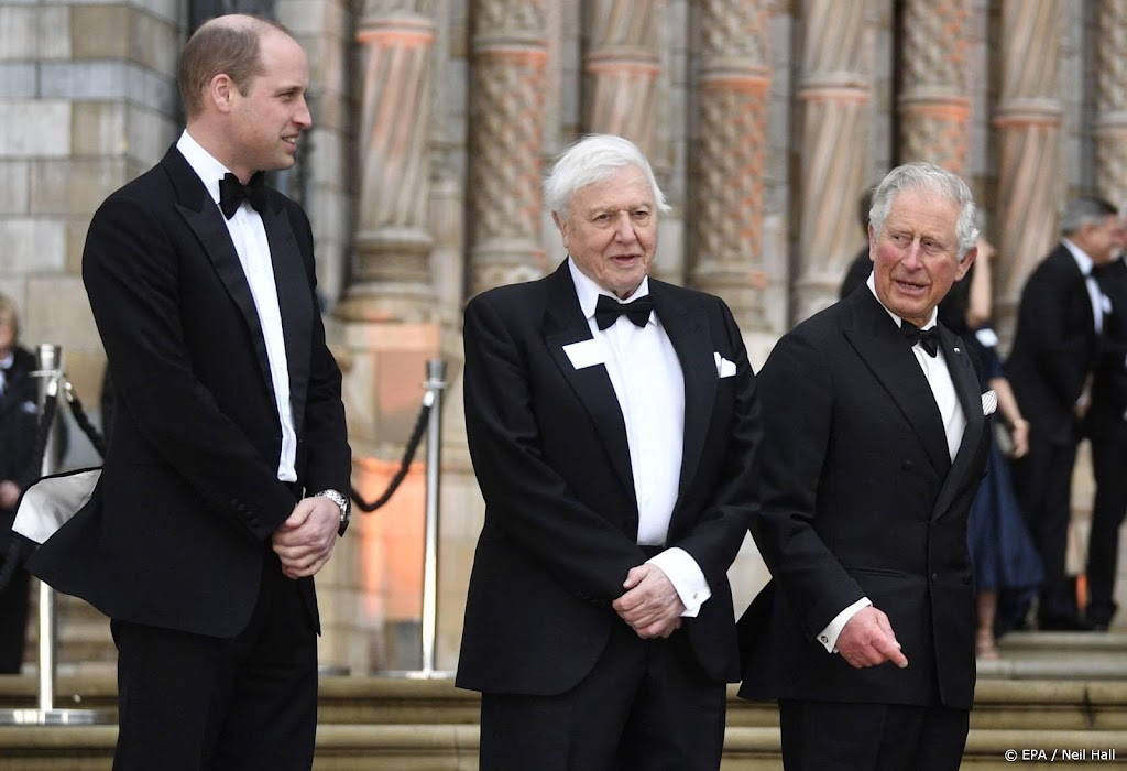 Televisiebioloog David Attenborough opnieuw geridderd