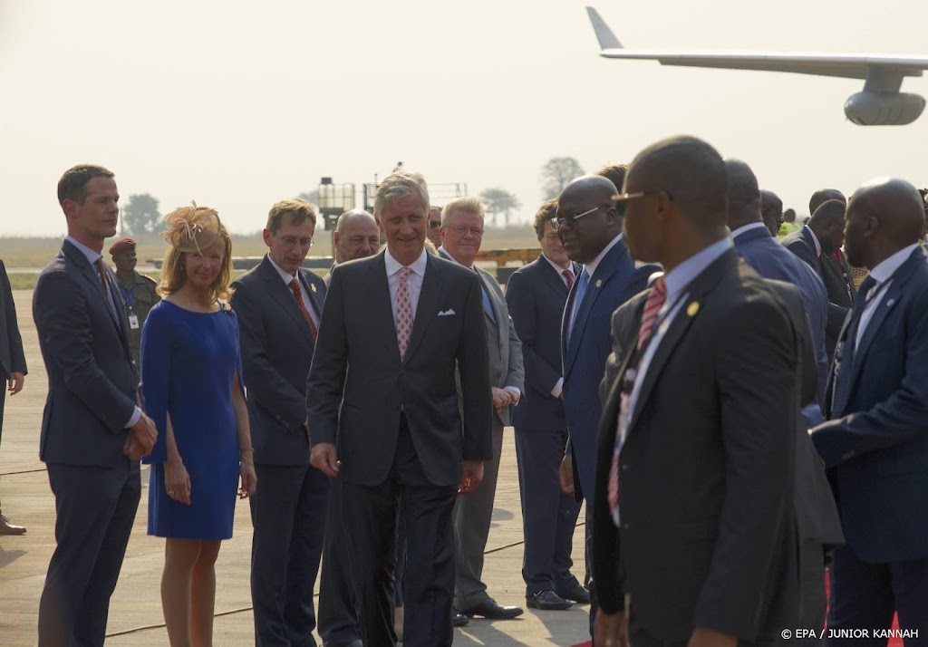 Koning Filip geeft masker uit koloniale periode terug aan Congo