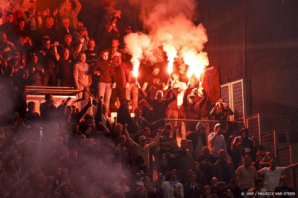 UEFA straft Feyenoord: uitduel zonder publiek, De Kuip deels leeg