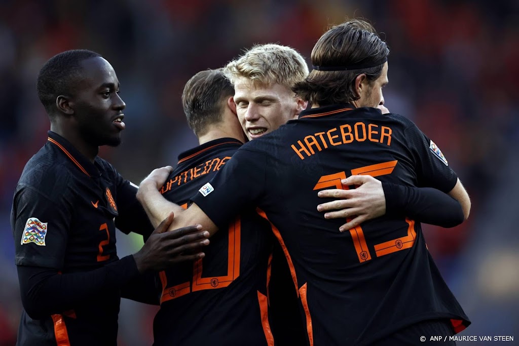 Oranje verslaat Wales met tweede keus in Cardiff