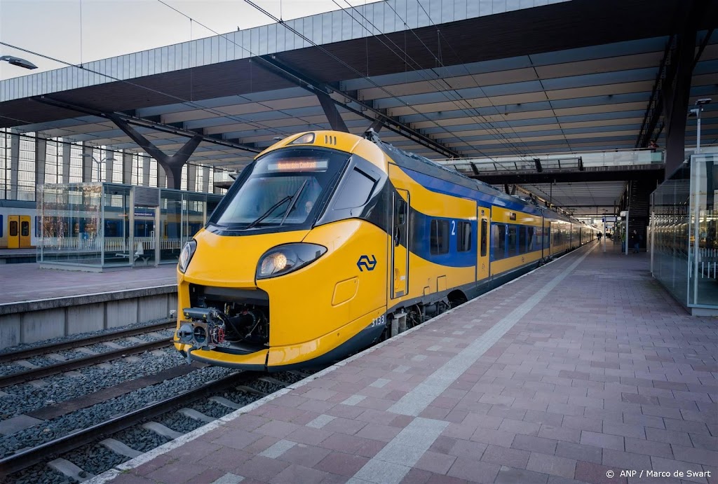 NS: ritten nieuwe intercity 'voorspoedig', wel probleem binnendeur