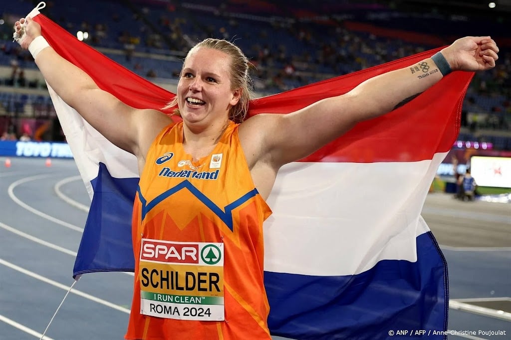 Zelfverzekerde Van Klinken helpt onzekere Schilder aan goud