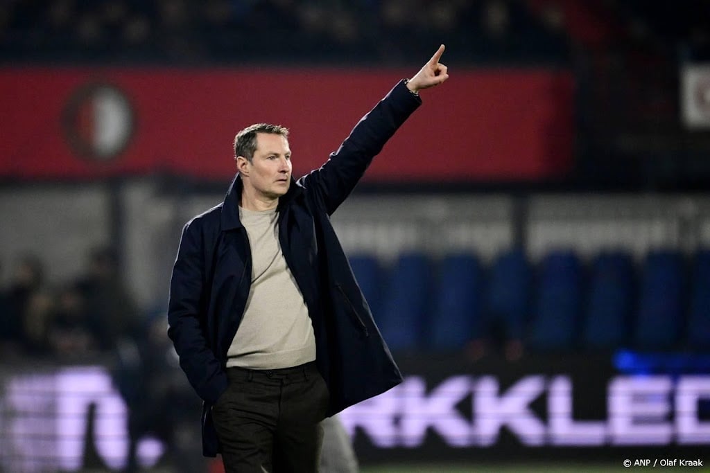 Bij Feyenoord ontslagen coach Priske terug bij Sparta Praag