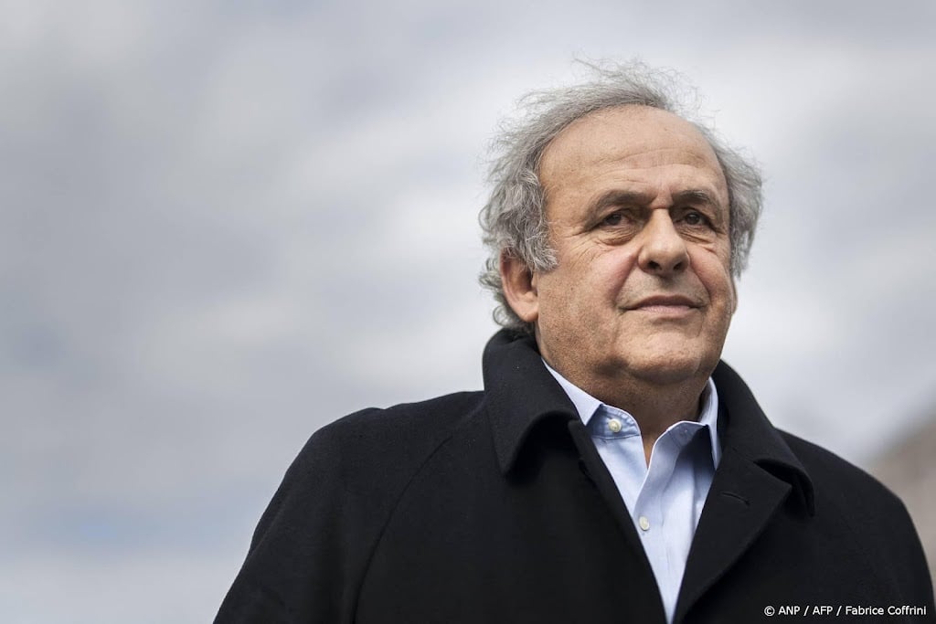 Platini klaagt FIFA-baas Infantino aan in verkiezingszaak 2015