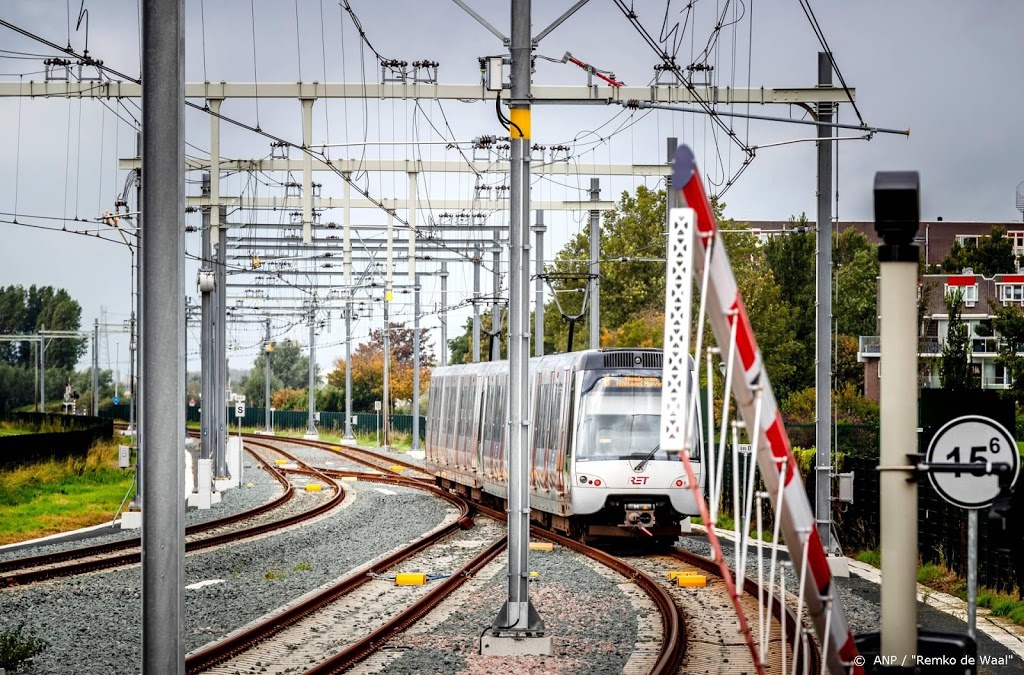 Rotterdam en Den Haag steken ruim 400 miljoen in tramnet
