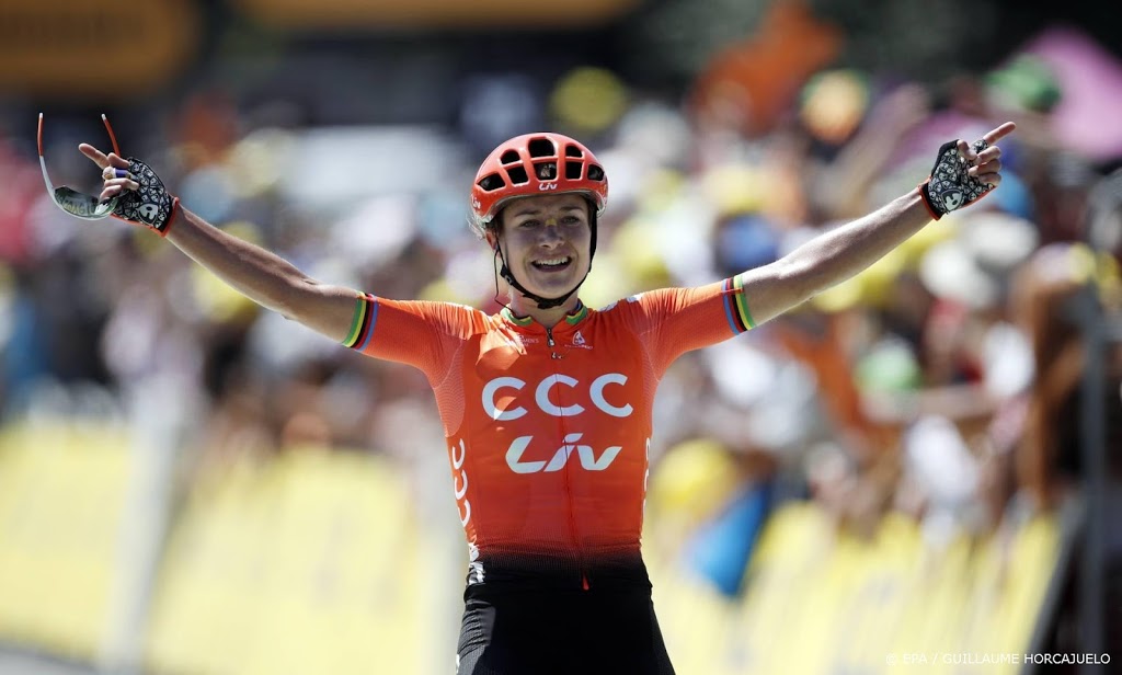 Vos pakt haar dertigste etappezege in Giro d'Italia