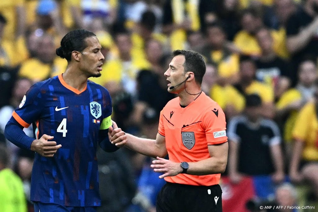 Duitser Zwayer leidt na achtste finale ook halve finale Oranje 