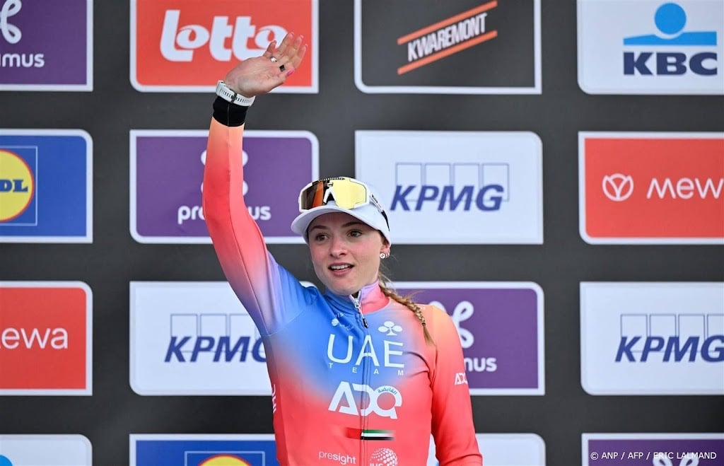 Consonni sprint naar ritzege in Giro d'Italia