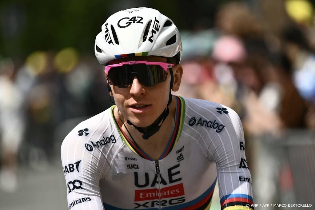 Pogacar wint vierde etappe, Van der Poel behoudt gele trui