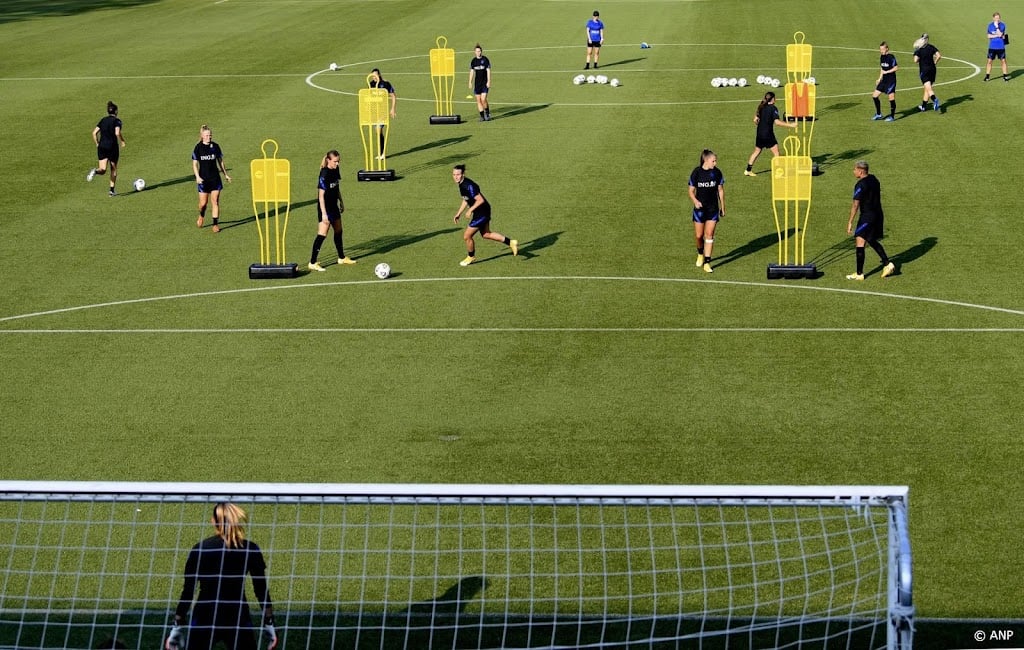 Vrouwen beginnen op 6 september aan 22 speelrondes in Eredivisie 