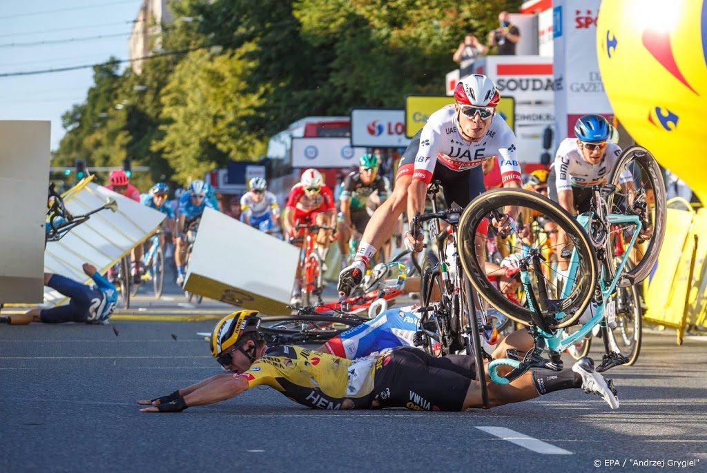 Wielrennersvakbond wil dat UCI meer doet aan veiligheid renners