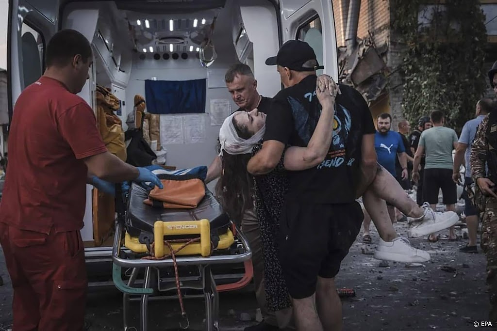 Dodental door raketaanval op Oekraïens Pokrovsk loopt op tot acht