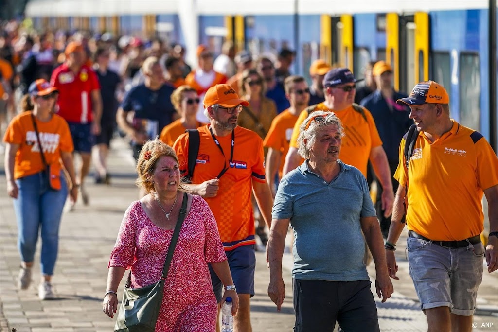 NS zet weer extra treinen in naar Grand Prix in Zandvoort