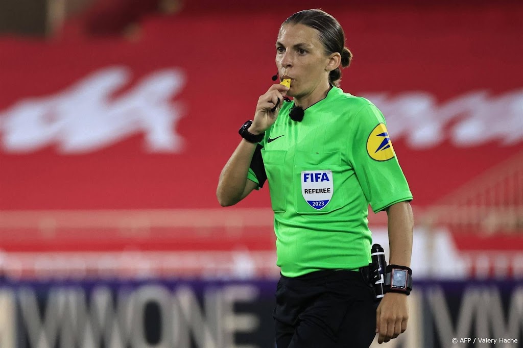 Franse topscheidsrechter fluit kwartfinale voetbalsters Oranje