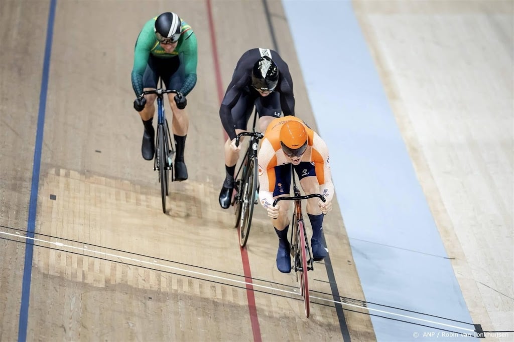 Lavreysen bij WK via herkansingen naar kwartfinales keirin 