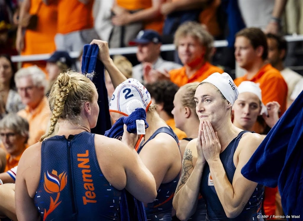 Waterpolosters 'niet superteleurgesteld', vinden brons ook knap