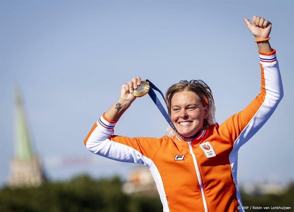 Nederland ondanks goud Van Rouwendaal nog niet voorbij Italië 