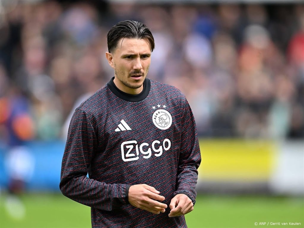 Ajax begint met Berghuis maar zonder Brobbey tegen Panathinaikos