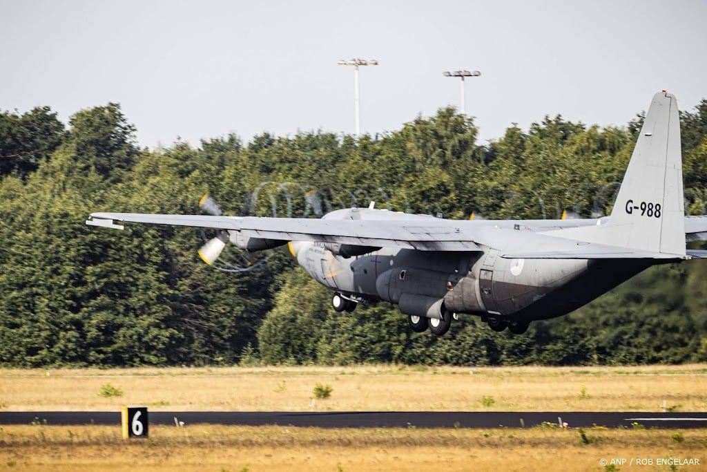 Nederlands vliegtuig opgestegen voor droppings boven Gaza