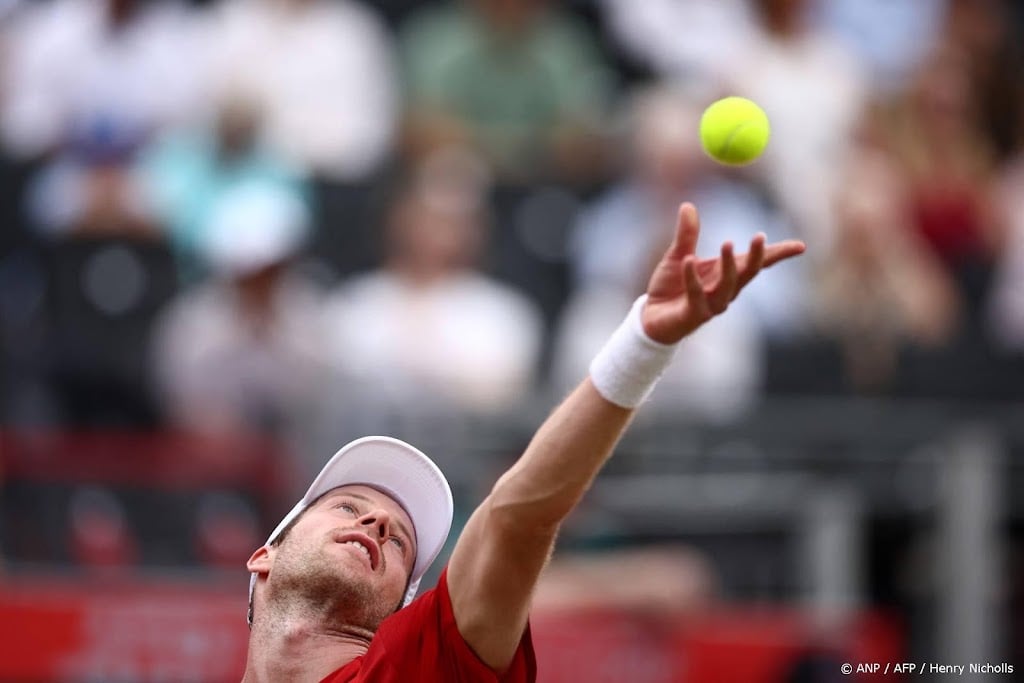 Tennisser Van de Zandschulp wint na stunt weer in Montréal