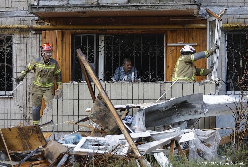 Brand en doden door aanvallen op Kyiv