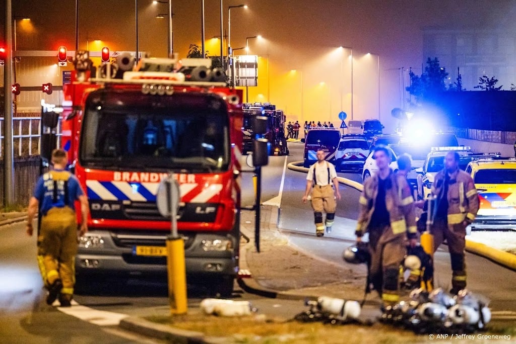 Brand bij recyclingbedrijf Rotterdam onder controle