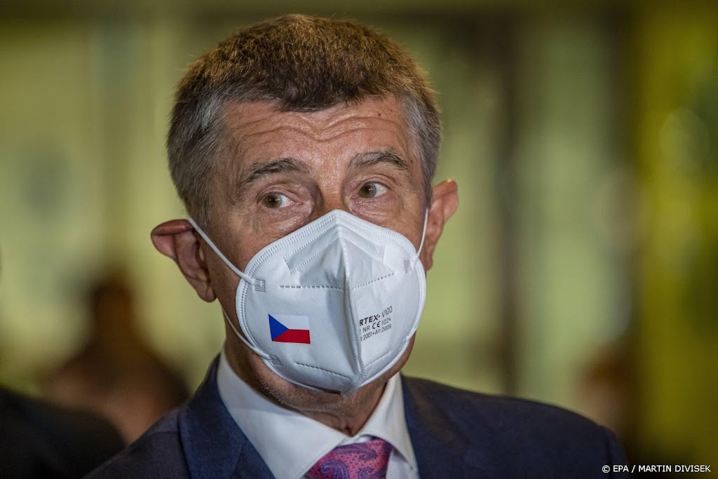 Tsjechische premier komt op voor auto's met verbrandingsmotor