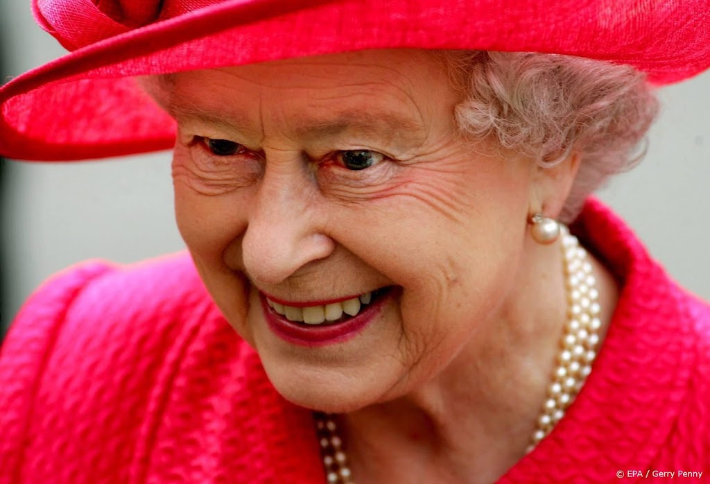 Premier Noord-Ierland: Elizabeth bron van kracht en inspiratie