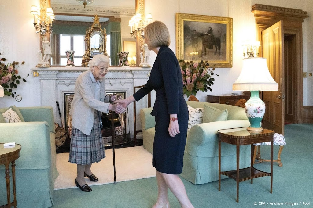 Premier Truss: we zijn ondersteboven door dood van Queen
