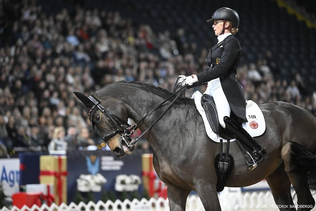 Dressuuramazone Von Bredow-Werndl prolongeert EK-titel