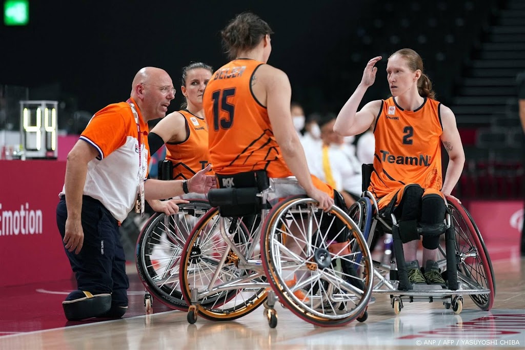 Rolstoelbasketbalsters prolongeren paralympische titel