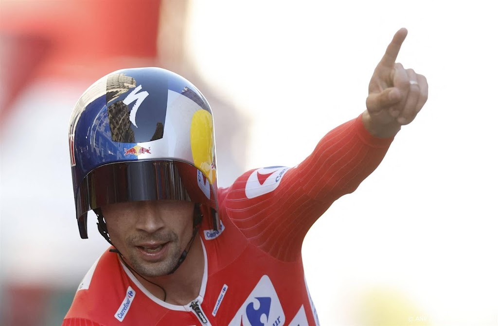 Roglic wint voor de vierde keer Vuelta na inhaalrace op O'Connor 