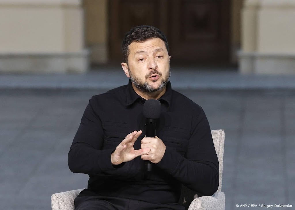 Zelensky hoopt op gesprekken met Rusland en VS later deze maand