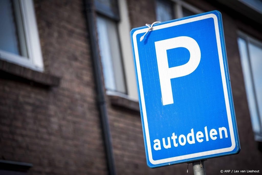 Mensen reserveren veel meer deelauto's vanwege ov-staking