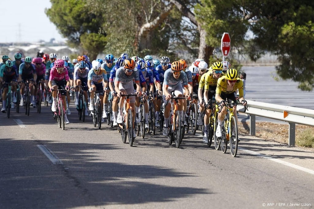 Brennan sprint naar vierde ritzege in Vuelta