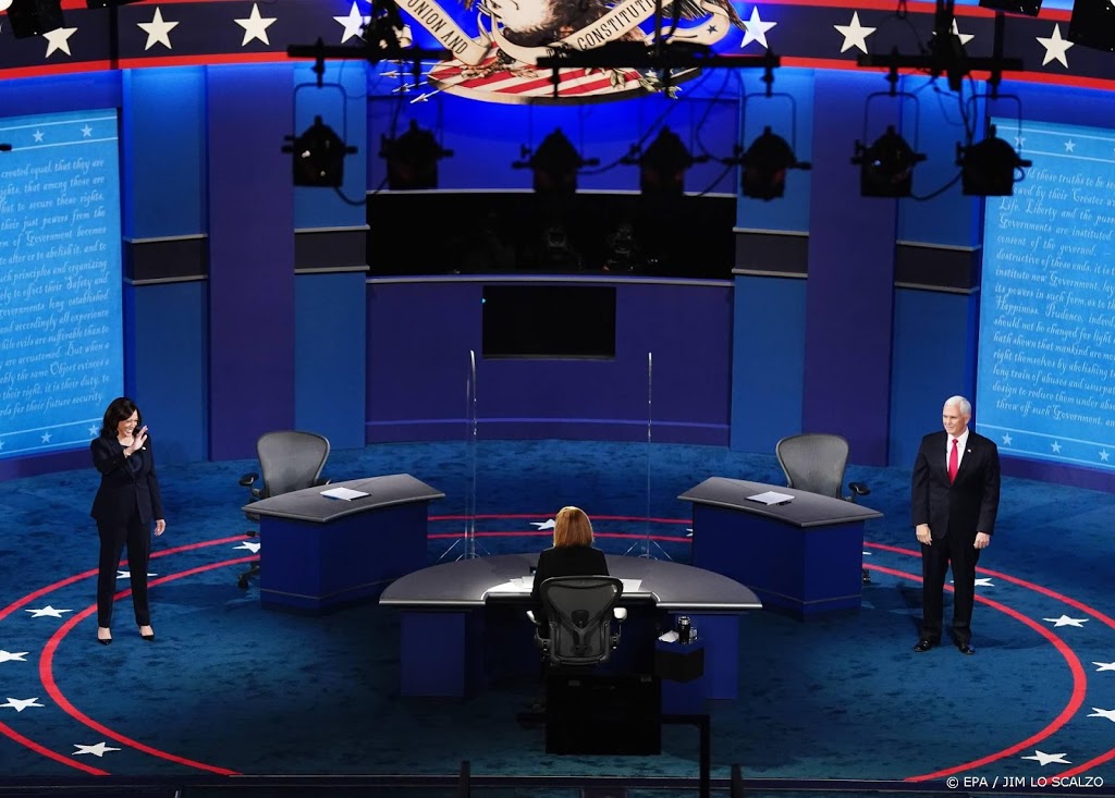 Debat tussen Harris en Pence begonnen