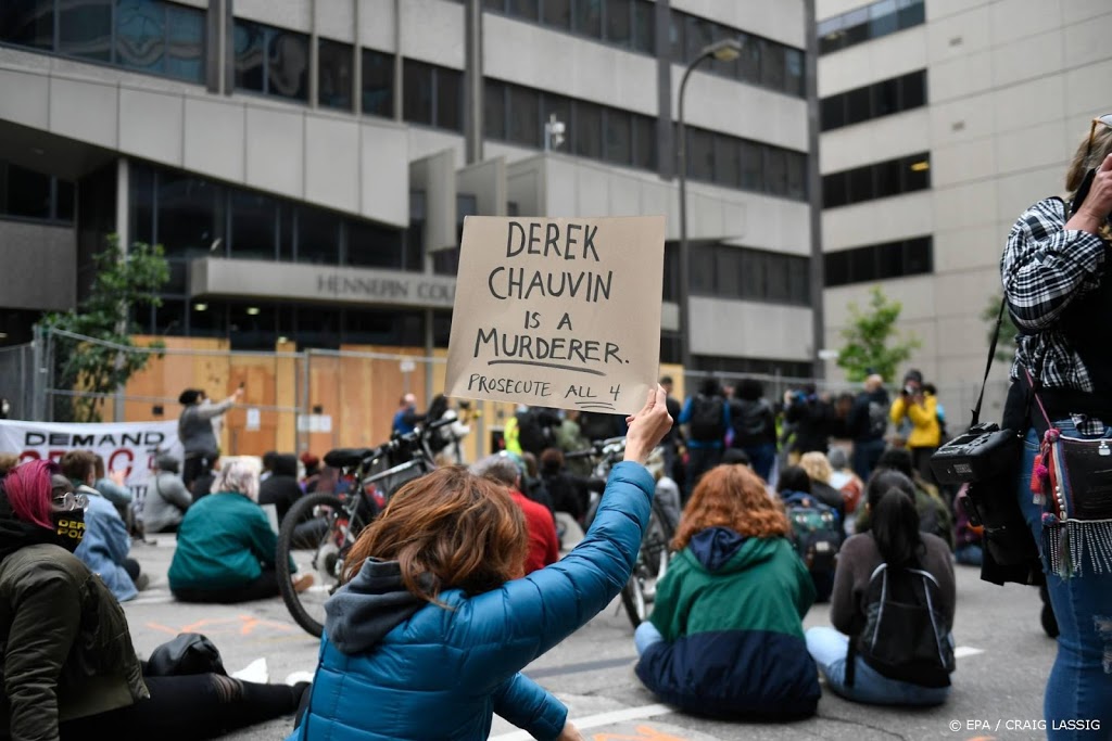 Betogers op de been in Minneapolis na vrijlating ex-agent Chauvin