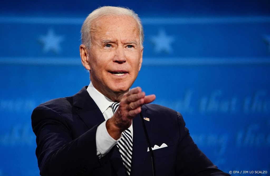 Omdat Trump debat weigert, houdt rivaal Biden vragenuurtje