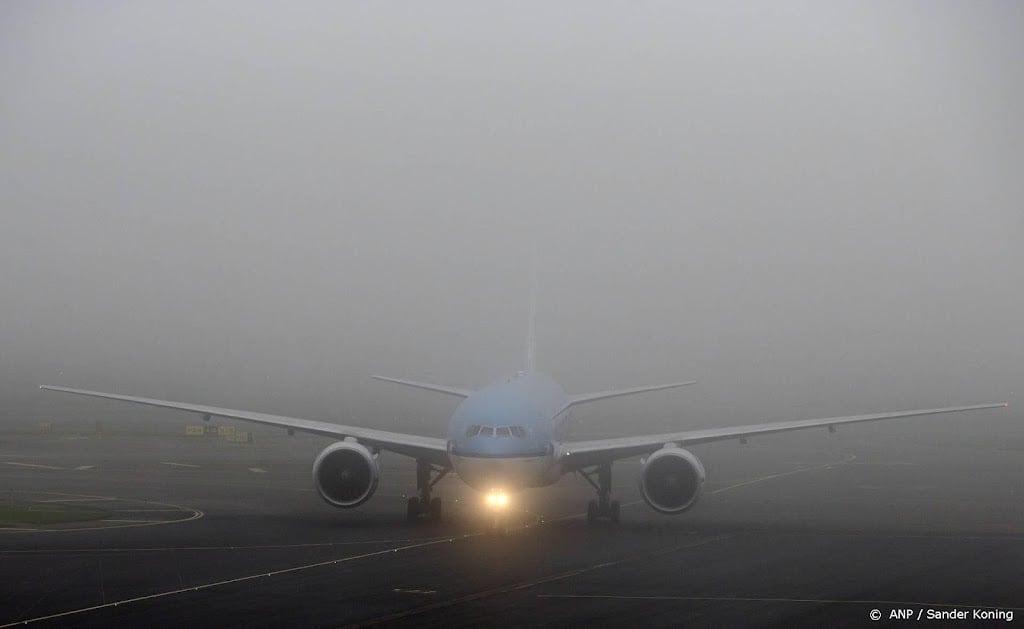Vliegverkeer Eindhoven, Rotterdam en Schiphol gehinderd door mist