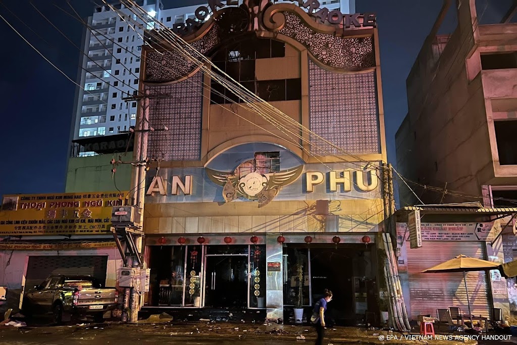 Agenten gearresteerd na brand met 32 doden in karaokebar Vietnam 