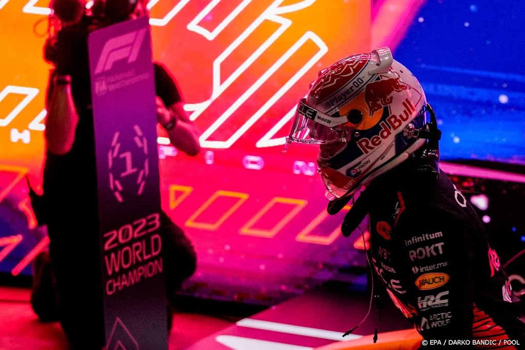 Verstappen start als drievoudig wereldkampioen in GP Qatar