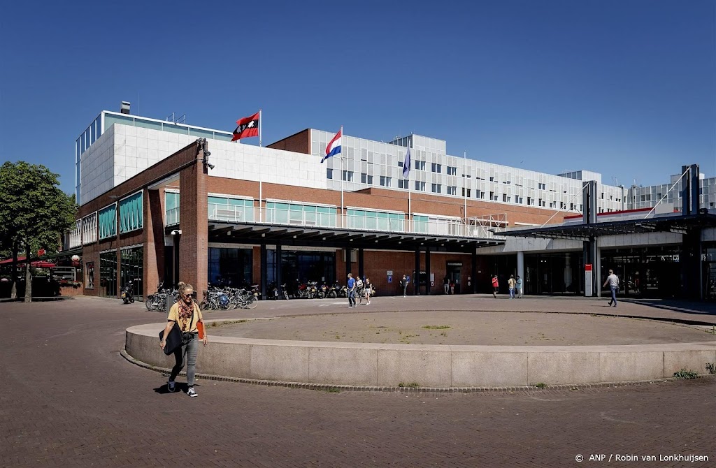 Amsterdam hijst maandag Israëlische vlag op stadhuis