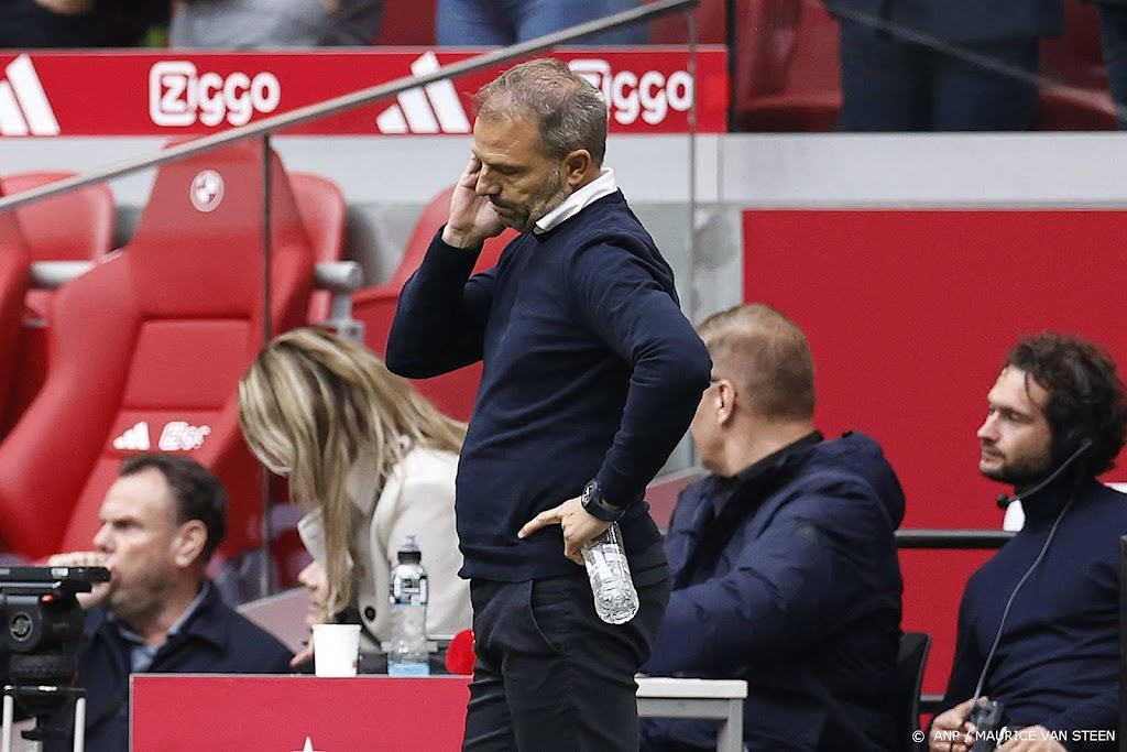Ajax-trainer Steijn verwacht snel een gesprek met Van Gaal