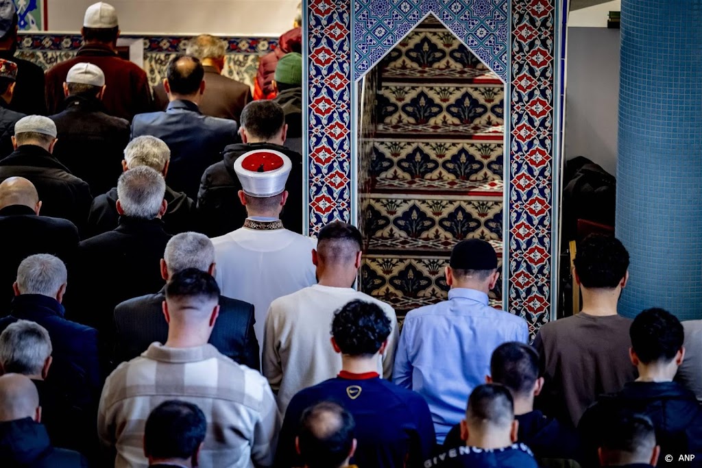 Moskeekoepels: bezetting Palestijns grondgebied oorzaak conflict