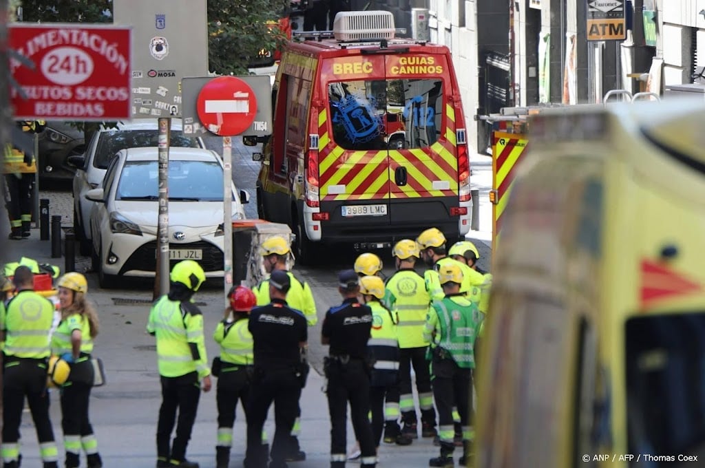Vier doden na instorten gebouw in Madrid