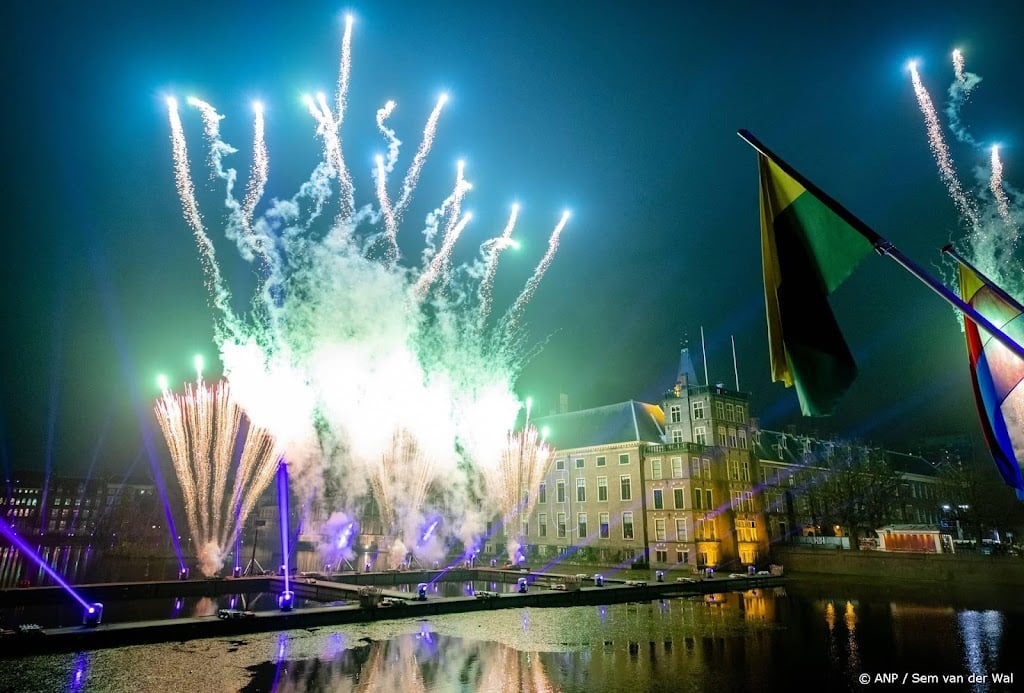 Ook komende jaarwisseling lasershow met muziek bij Binnenhof