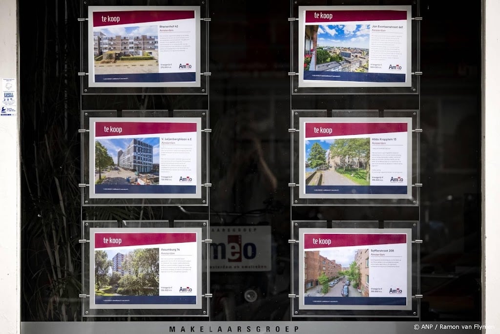 Veel middenhuurwoningen worden verkocht, nieuwbouw komt erbij