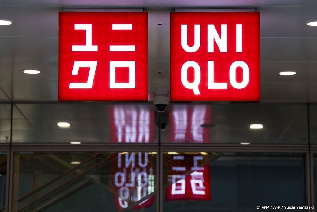 Japans modewinkelconcern achter Uniqlo op weg om H&M in te halen